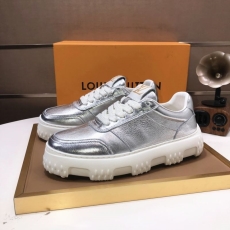 Louis Vuitton Low Shoes